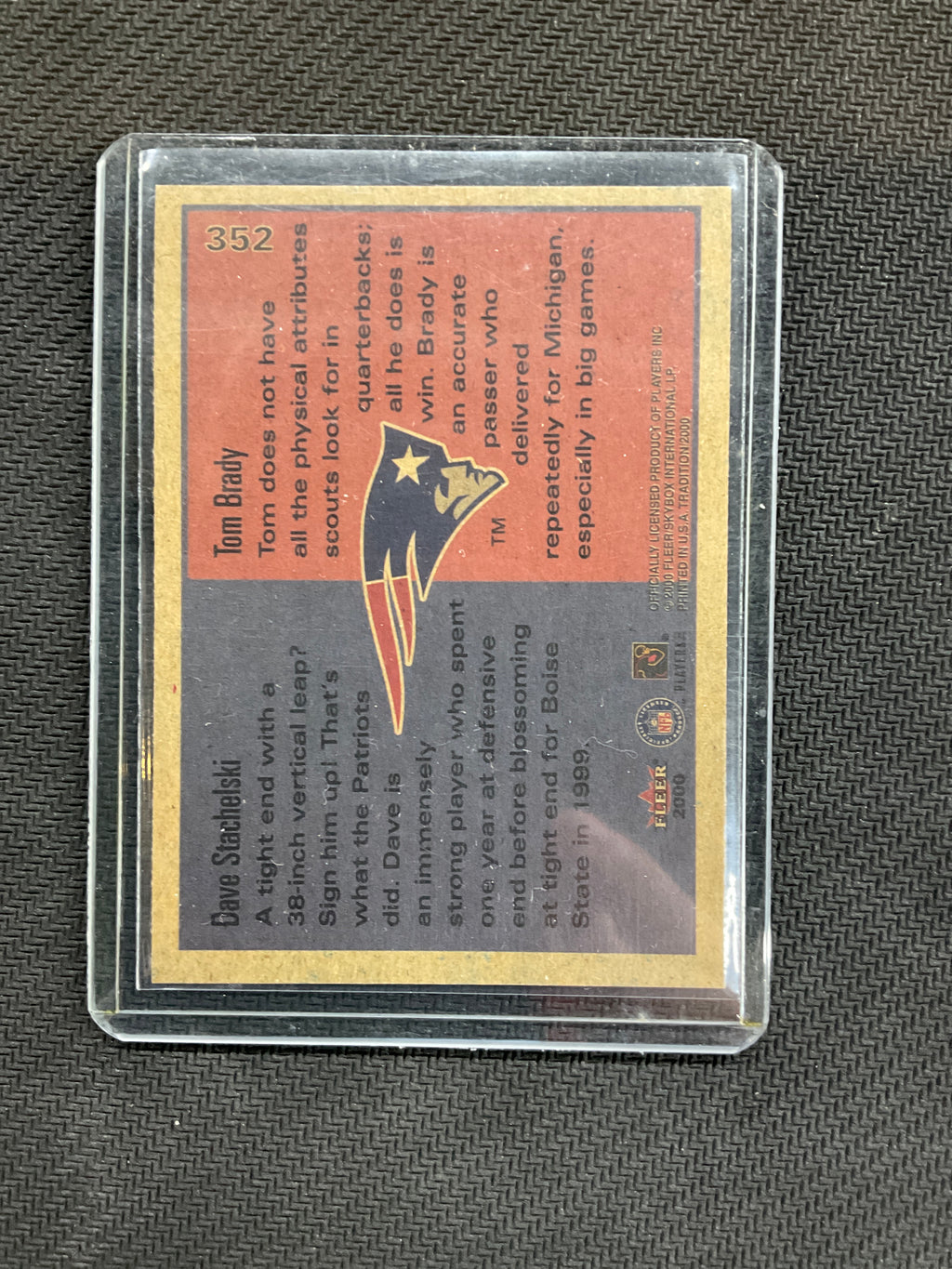 2000 Fleer Rookies to Watch Dave Stachelski / Tom Brady Patriots
