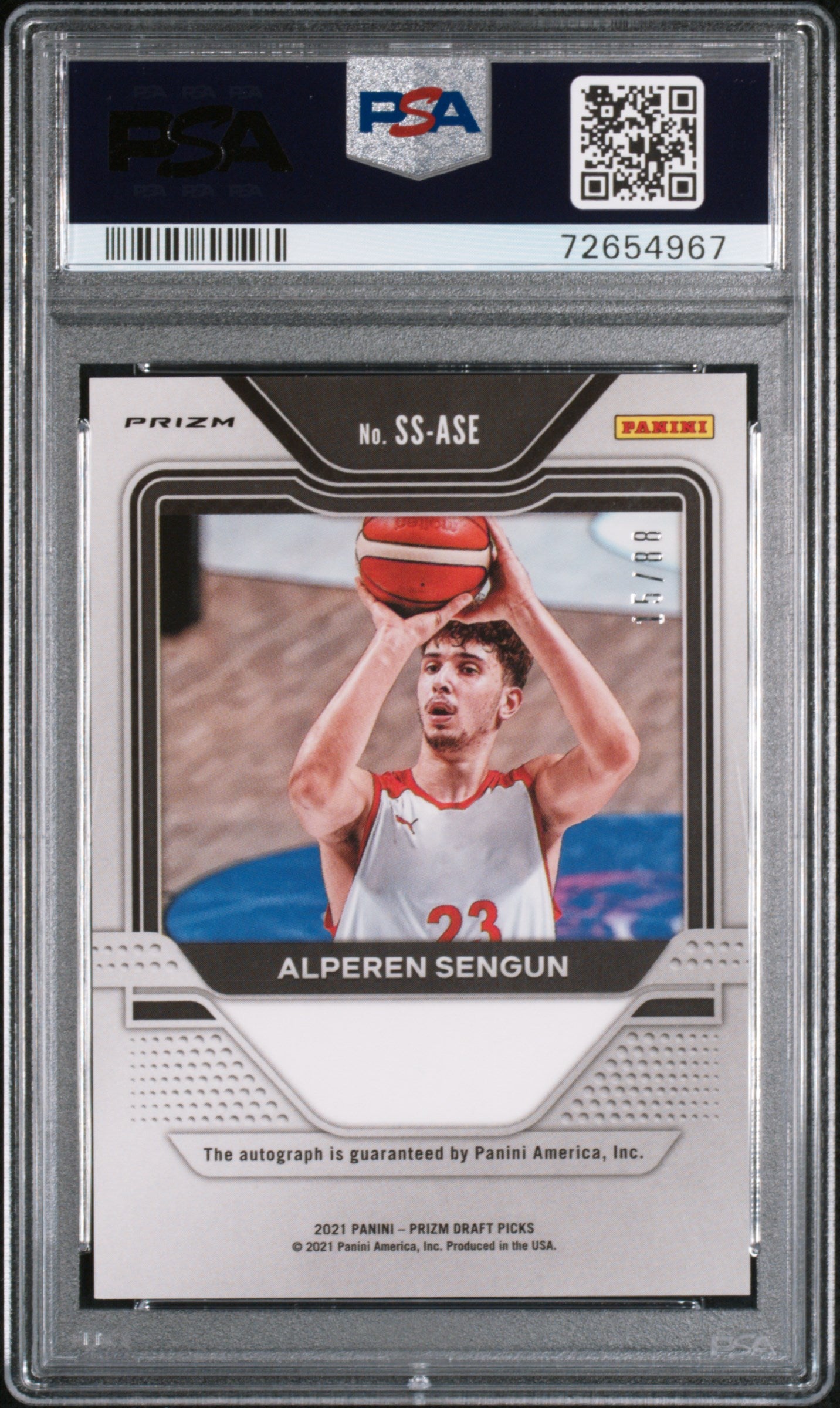 2021 Panini Prizm Draft Picks Sensational Signatures Alperen Sengun Snstnl. SG Choice PRZ Red #SSASE PSA 8