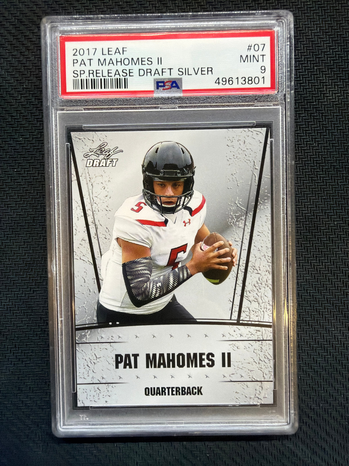 2017 Leaf Patrick Mahomes II SP Release Draft Silver #07 PSA 9