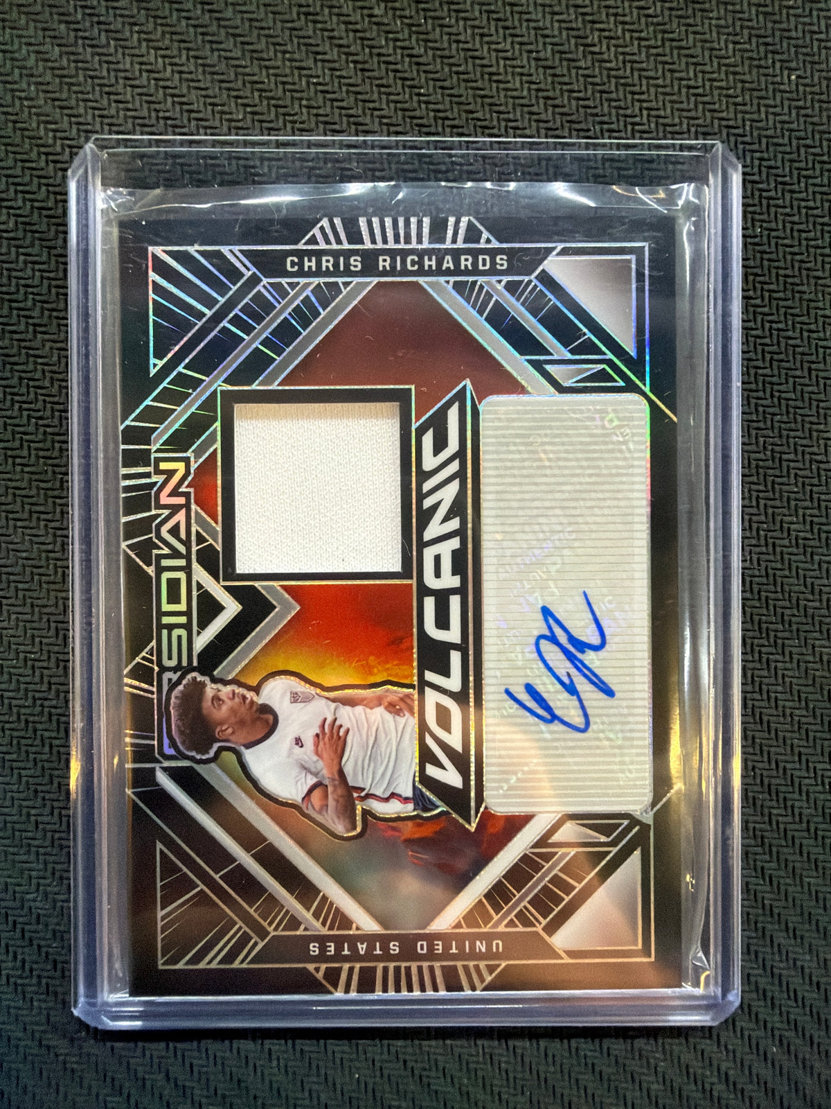 2021 Panini Obsidian Chris Richards Volcanic Patch Auto /145