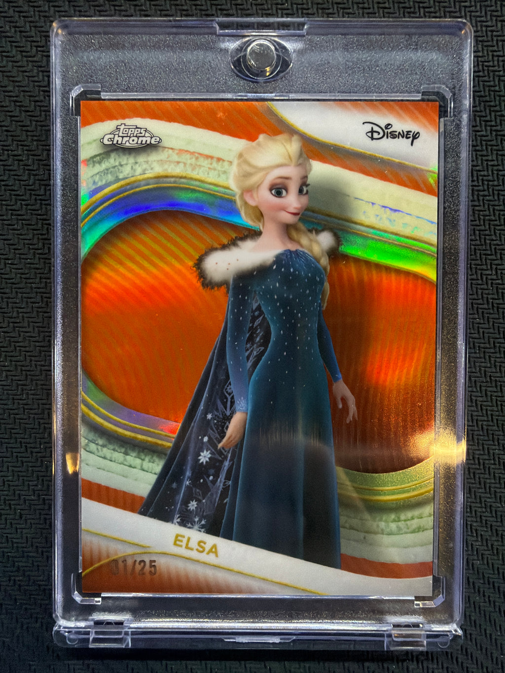 2025 Topps Chrome Disney Elsa #111 Orange /25