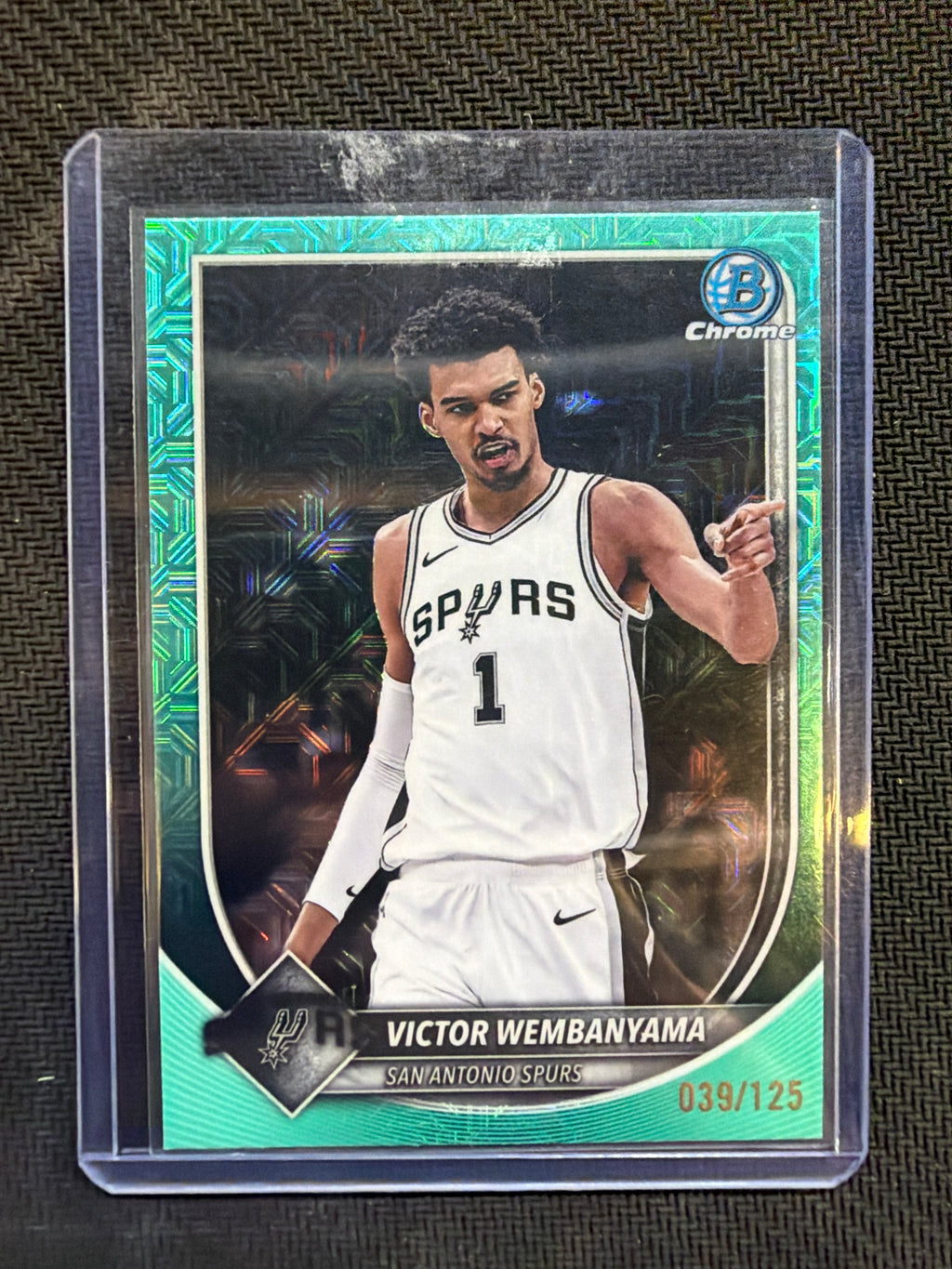 2025 Bowman Chrome Victor Wembanyama Aqua Refractor /125 Spurs