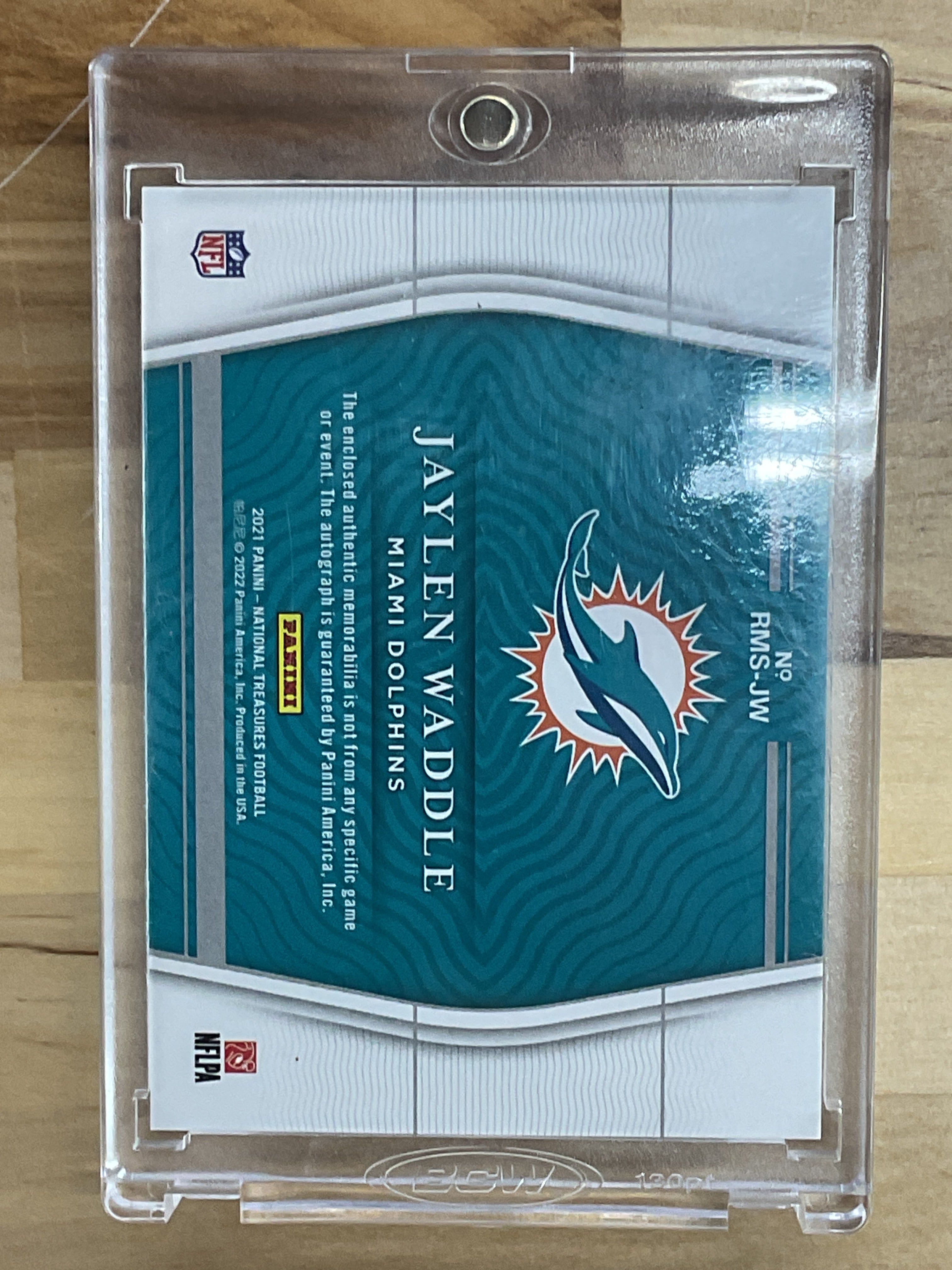 2021 National Treasures Jaylen Waddle Patch Auto Rookie /17