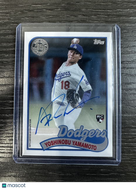 2024 Topps Update Yoshinobu Yamamoto 1989 35th Auto